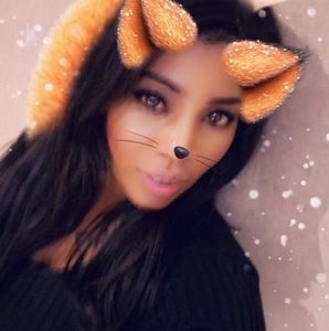 Meet your Posher, Dena kay